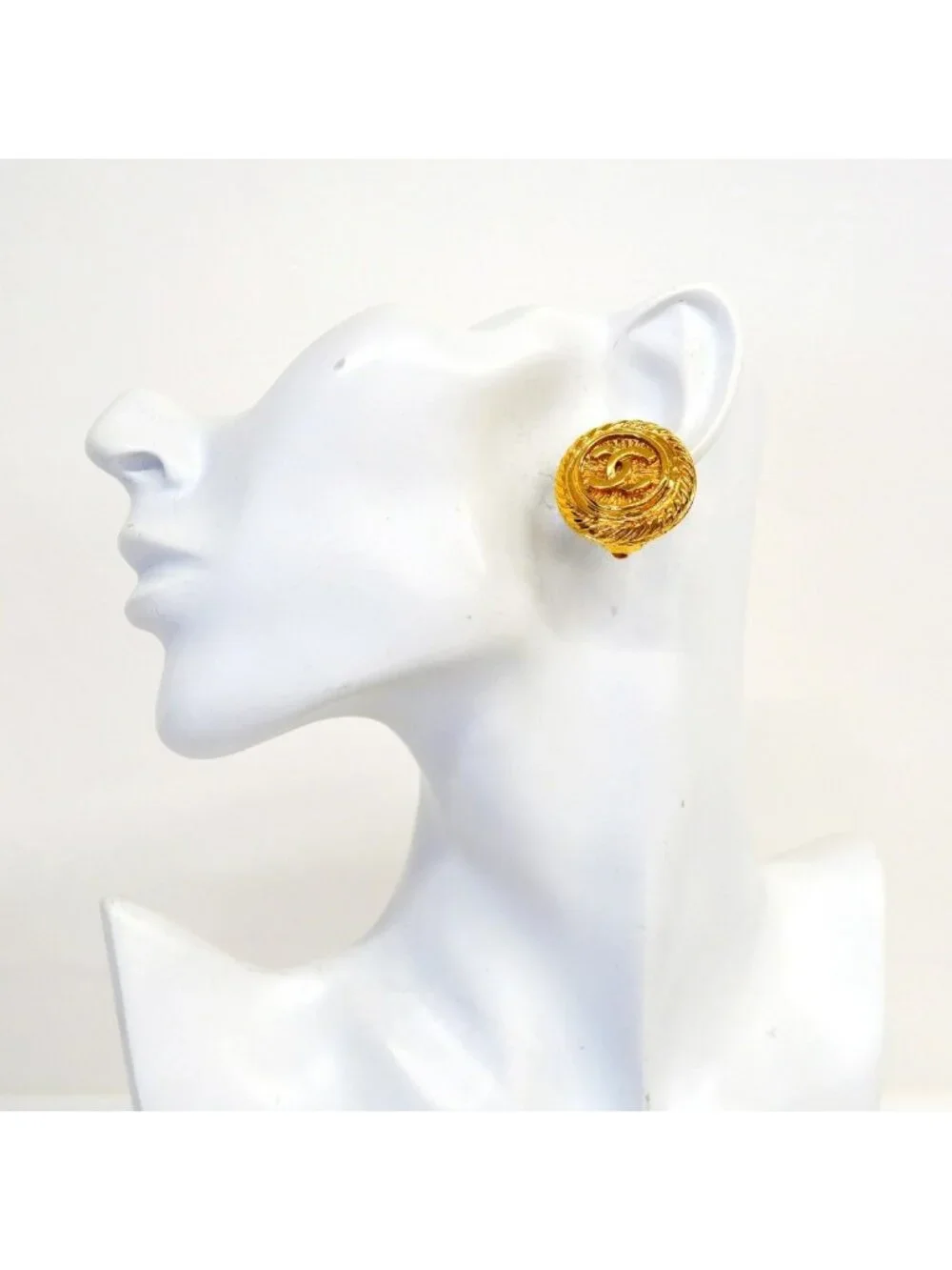 Chanel Earrings Vintage CC Logo Round